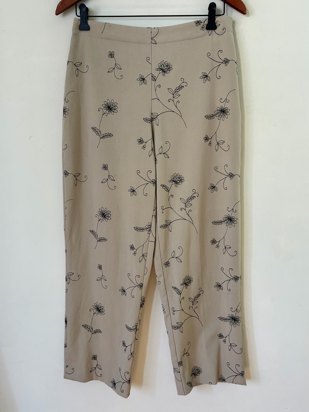Savion VTG Fall Tan Floral Embroidered Straight Leg Pants Size 6 Tan Black